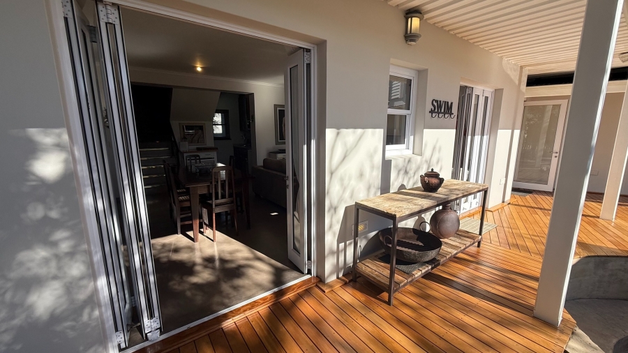 To Let 2 Bedroom Property for Rent in Thesen Islands Western Cape
